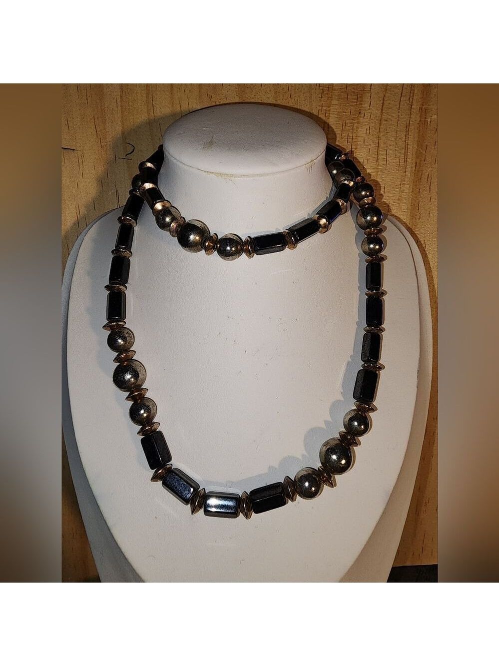 Design by Paula necklace Vtg black and gold beads 28"
